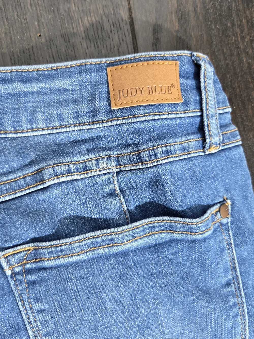 Judy Blue Women's Stretch Denim Jeans Super Flare Legs 13/31 Rough Hem - Picture 12 of 13